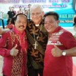 Berulang Tahun Ke 73, Uskup Sanggau Rayakan Bersama Umat 