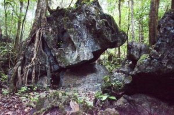 Misteri Batu Karang (Sebuah realita antara mitos dan sejarah)