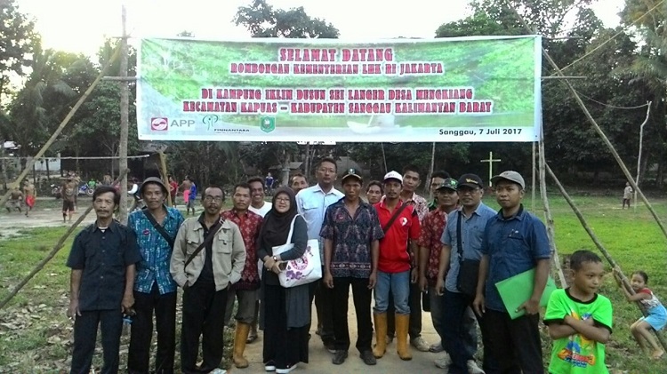 Verifikasi Proklim oleh Tim BPPIKHL KLH di Dusun Sei Langer, Desa Mengkiang, Kapuas