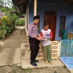 Brigadir Tatak Budi Cahyono Patroli Di Desa Binaan Serta Ajak Sukseskan Pemilu Tahun 2019
