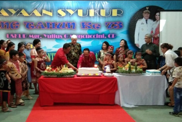 Bupati - Wabup hadiri perayaan syukur HUT ke-73 Uskup Sanggau