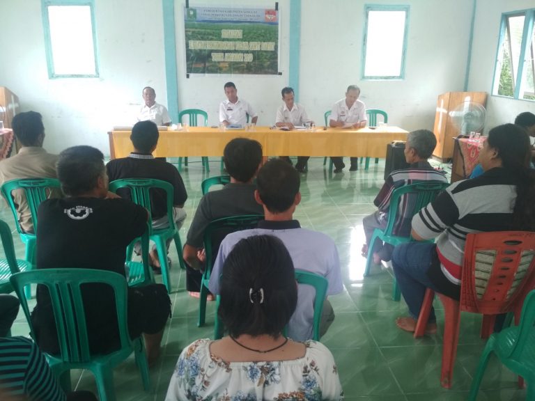 Sosialisasi dan Penyerahan Bantuan Kegiatan Pengembangan Tanaman Kelapa Sawit Rakyat Dinas Perkebunan dan Peternakan Kabupaten Sanggau Tahun Anggaran 2019