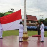 Wabup Sanggau Pimpin Upacara Peringatan Hari Pahlawan Ke-73 Tahun 2018
