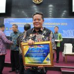 Bupati Sanggau Terima DIPA TA.2019 Sekaligus Mendapat Penghargaan WTP Atas Dasar Keberhasilan Menyusun Anggaran 2017