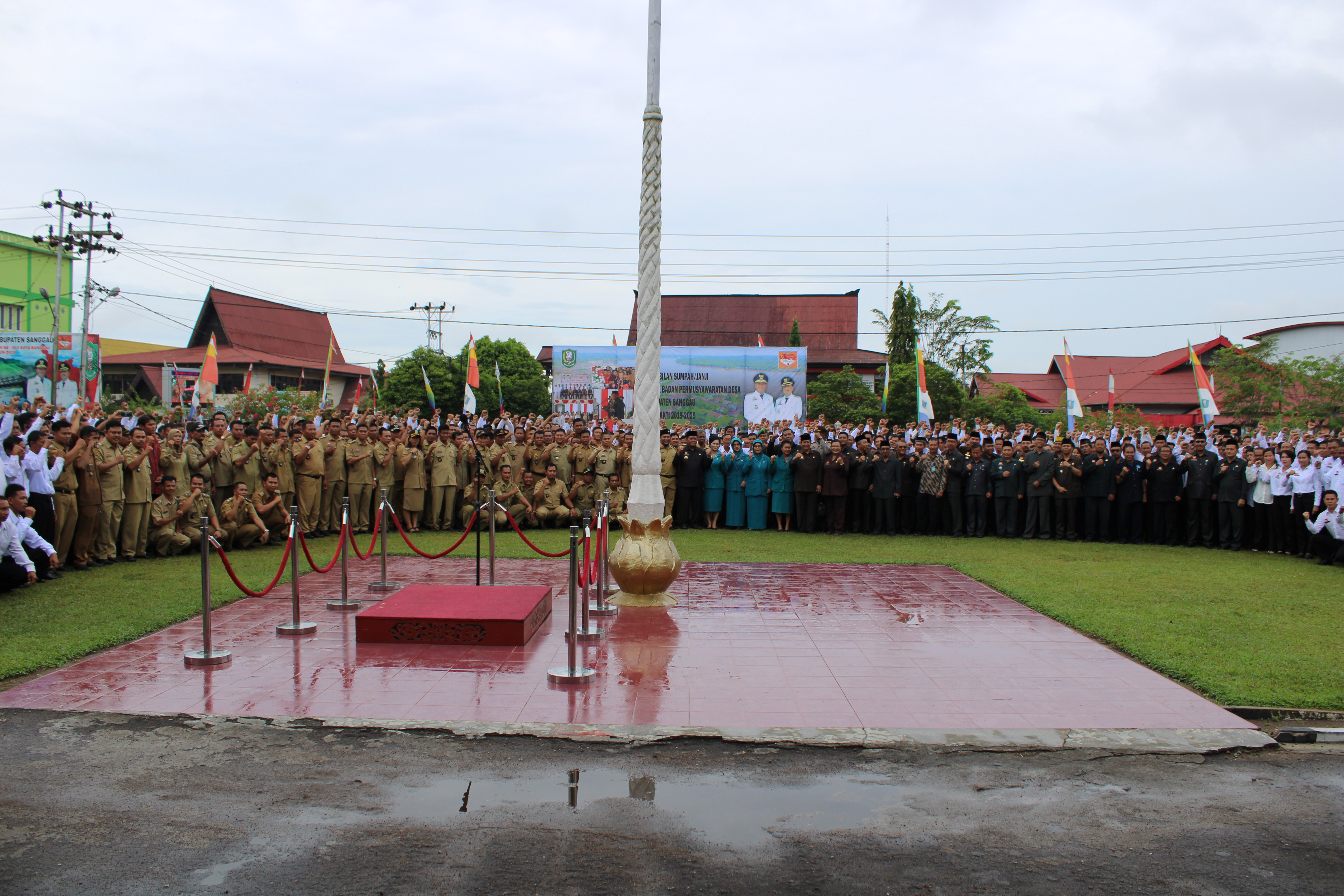 Sebanyak 901 Anggota BPD se-Kabupaten Sanggau di Lantik Oleh Bupati Sanggau