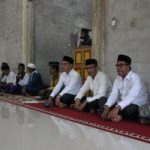 Safari Ramadhan, Pemkab Sanggau Berikan Bansos Berupa Beras Sebanyak 1,5 Ton Kepada Masyarakat Desa Melugai – DISKOMINFO