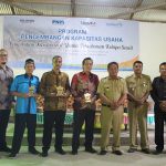 BUPATI SANGGAU MELAKUKAN PENGUKUHAN KLASTERISASI USAHA PERKEBUNAN KELAPA SAWIT