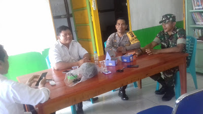 Sinegritas TNI POLRI Sambangi Kantor Desa Binaannya