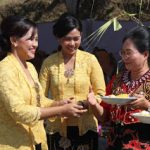 Keakraban Ketua Bhayangkari Cabang Sanggau Bersama Ketua Dharma Wanita Sanggau