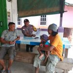 Sambang dan Bagikan Maklumat Kapolda Kalbar Kepada Warga Masyarakat