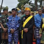 FESTIVAL MANDE BEDIL KERAJA DAN PERANG KETUPAT DIKERATON PAKUNEGARA TAYAN