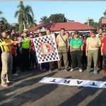 Kapolres Landak Lepas Peserta Jalan Santai Dalam Rangka HUT Bhayangkara ke-73