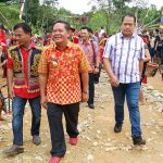 Rangkaian Acara Pentas Seni di Desa Gunam Resmi di Tutup oleh Bupati Sanggau
