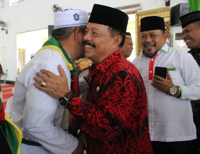 Wakil Bupati Sanggau Sambut Kedatangan Jemaah Haji di Masjid Agung Al-Muawanah