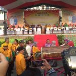Tim PKK Kabupaten Sanggau berangkat ke Sambas