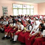 DISKOMINFO SANGGAU MELANJUTKAN SOSIALISASI ANTI HOAX DI SMP NEGERI 1, 2, DAN 3 SANGGAU