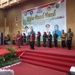 Suara Emas Bupati Sanggau Hibur Malam Ramah Tamah Peringatan HKG-PKK dan BBGRM di Sambas