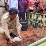 Peletakan Batu Pertama Gereja Santa Maria Stasi Boro Oleh Bupati Sanggau