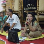 KADIS KOMINFO SANGGAU MEMBERIKAN MATERI KEPADA PESERTA FORUM ANAK DAERAH TENTANG FUNGSI DAN PERAN KOMINFO KABUPATEN SANGGAU TAHUN 2018