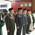 PENGAMBILAN SUMPAH/JANJI DAN PELANTIKAN PEJABAT PIMPINAN TINGGI PRATAMA DI LINGKUNGAN PEMERINTAH KABUPATEN SANGGAU