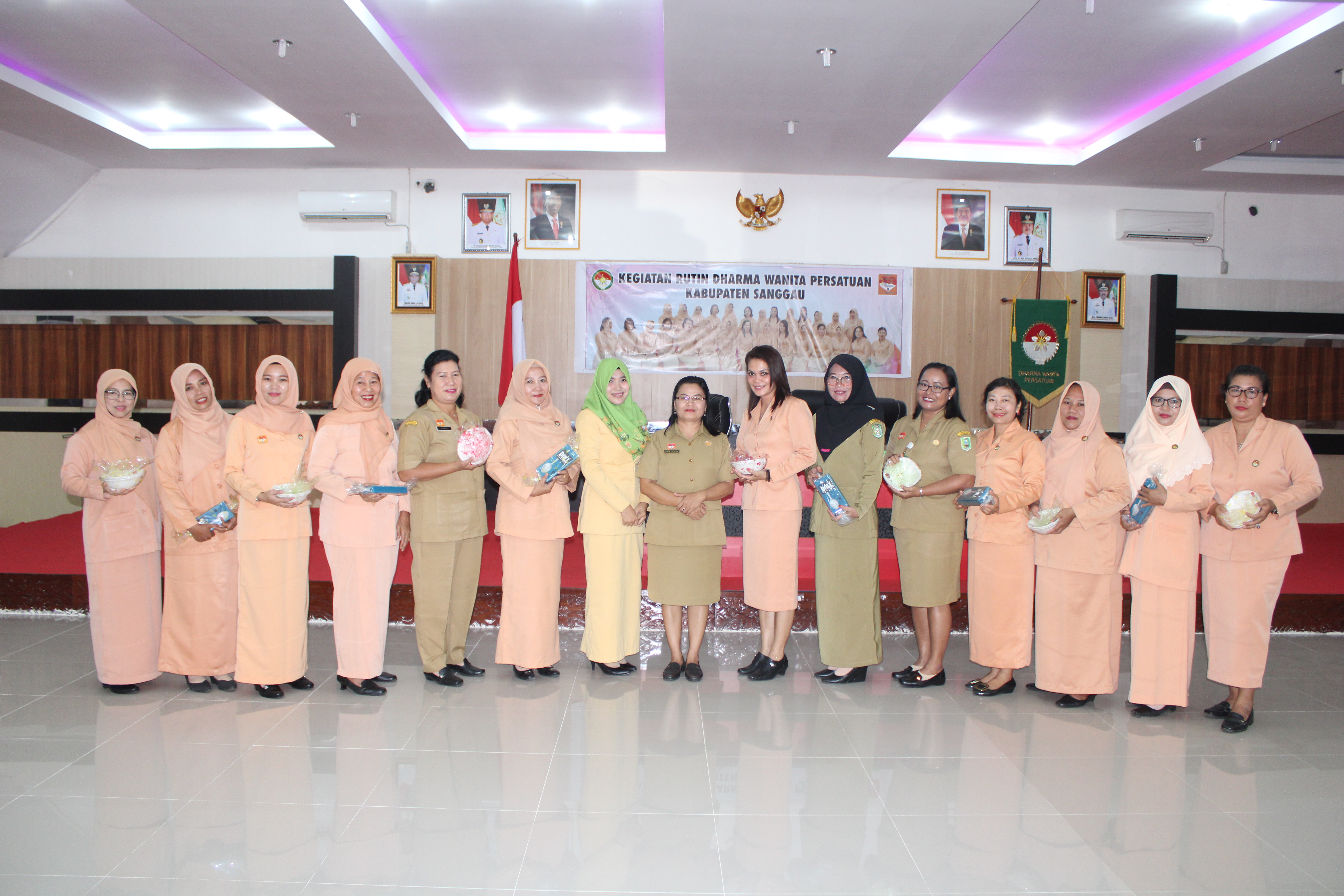 Pertemuan Rutin Dharma Wanita Persatuan Kab.Sanggau 2019