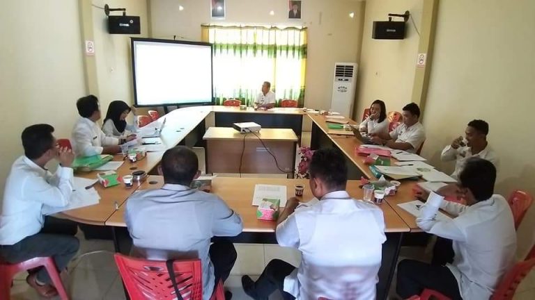 Rapat Percepatan Pelaksanaan Program/ Kegiatan Pengakuan dan Perlindungan MHA di Kabupaten Sanggau