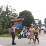Bentuk Pelayanan Kepada Masyarakat Bhabinkamtibmas Laksanakan Pam Gereja