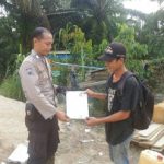 Tiada Henti Bhabinkamtibmas Sosialisasikan Larangan Karhutla