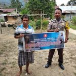 Dengan Menggunakan Spanduk Bhabinkamtibmas Himbau Karhutla