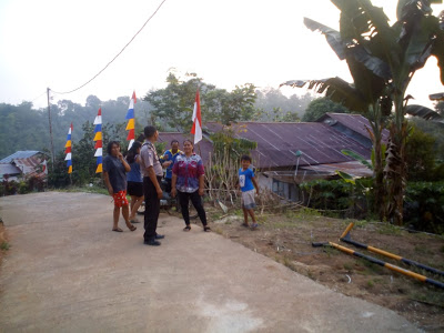 Patroli di Desa Binaan Bripka Saprin Gunawan Himbau Stop Karhutla