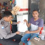 Briptu Nikson Bulan Bagikan Maklumat Kapolda Kalbar Tentang Karhutla