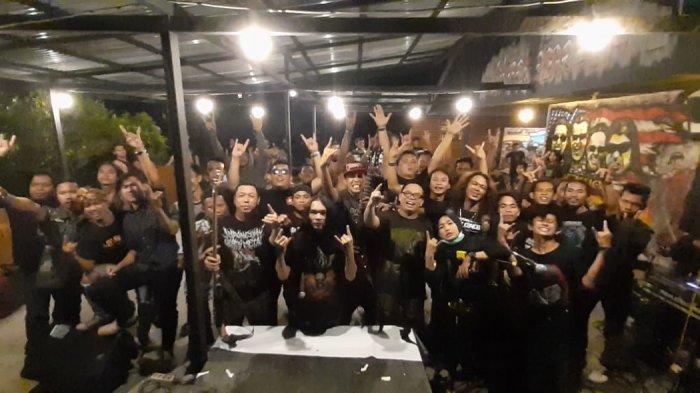Fermented Band Sanggau Ikut Tampil diacara Metalrider III Ngabang
