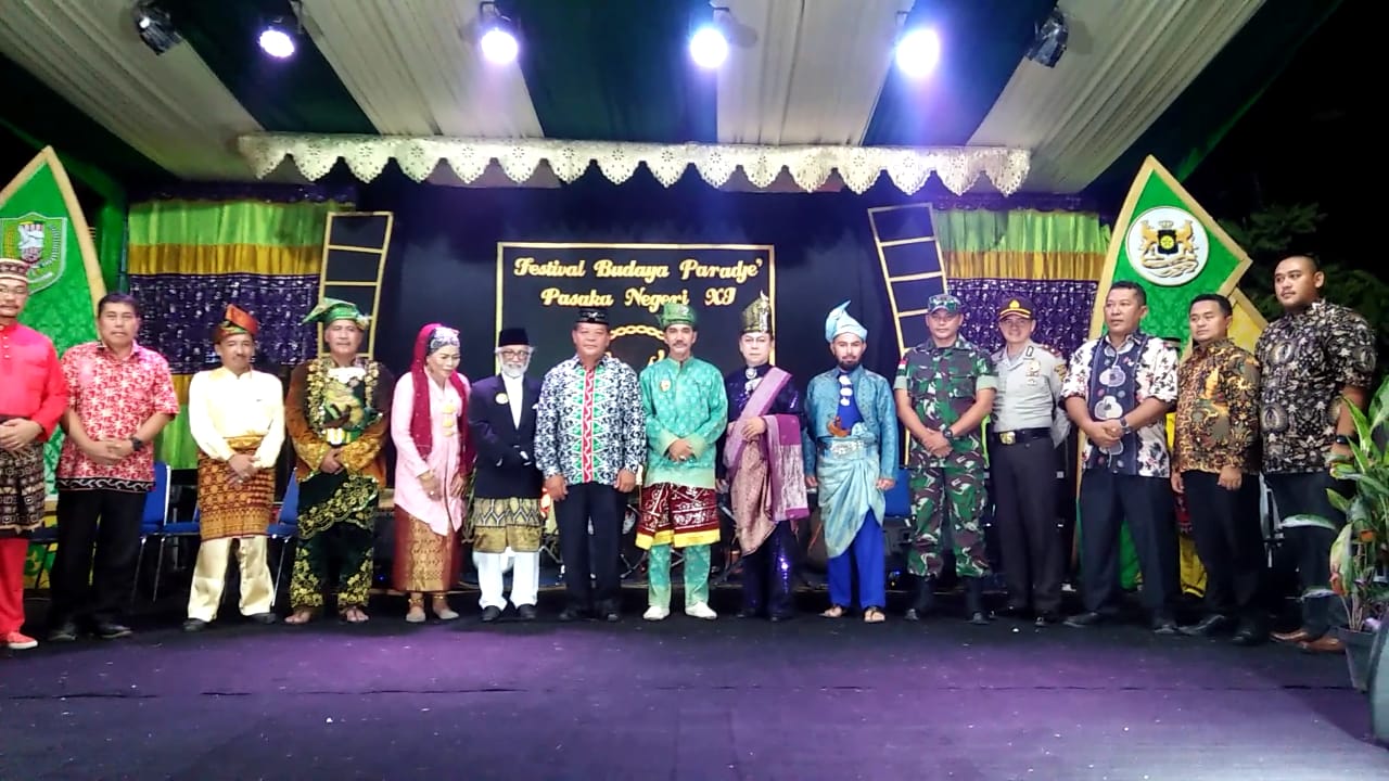 Festival Budaya Paradje’ Pasaka Negeri XI Resmi di Tutup, Bupati Sanggau: Tempat Ini Merupakan Pusat Kebudayaan Melayu dan Kebudayaan Islam