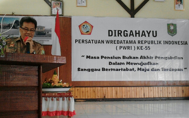 Sekda:Para Anggota PWRI Cabang Sanggau Agar Ikut Serta Dalam Pembangunan Di Kabupaten Sanggau
