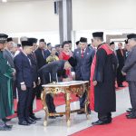 Bupati Sanggau Hadir Menyaksikan Sumpah/Janji 40 Anggota DPRD Sanggau Periode 2019-2024