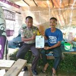 Bagikan Maklumat Kapolda Kalbar Bhabinkamtibmas Juga Sampaikan Himbauan Kamtibmas