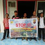 Stop Pembakaran Hutan dan Lahan Bhabinkamtibmas Sampaikan Menggunakan Spanduk