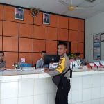 Sambangi Kantor Pos Bhabinkamtibmas Berikan Himbauan Kamtibmas
