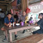 Coffe Morning Bersama Warga, Bhabinkamtibmas Ajak Warga Tingkatkan Kewaspadaan