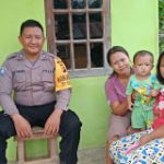 Kabut Asap Bhabinkamtibmas Polsek Sekayam Ingatkan Agar Kurangi Aktivitas di Luar