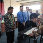 Empat Perangkat Daerah di Lingkungan Pemkab Sanggau Jalin Kerjasama di Bidang Perdata dan Tata Usaha Negara Dengan Kejari Sanggau