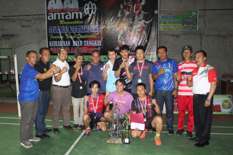 Tim Cobra.A Menjuarai Turnamen Bulu Tangkis Pancur Aji Cup I Tahun 2019
