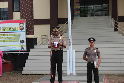Polres Sanggau Laksanakan Upacara Serah Terima Jabatan Kasat Narkoba dan Kapolsek Toba Polres Sanggau