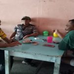 Duduk Santai Bersama Masyarakat Bhabinkamtibmas Himbau Waspada Penyebaran Berita Hoax