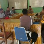 Sambangi PTPN 13 Parindu Bhabinkamtibmas Himbau Waspada Penyebaran Berita Hoax