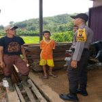 Sambang Warga, Bhabinkamtibmas Himbau Waspada Kejahatan Terhadap Anak