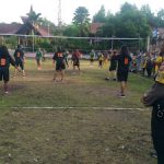 Bhabinkamtibmas Amankan Pertandingan Volly