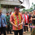 BULUH EMPIRIT RESMI MENIKMATI LISTRIK, INI PESAN BUPATI SANGGAU