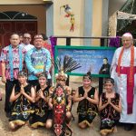 BUPATI SANGGAU RESMIKAN GEREJA KATOLIK BEATO DOMINIKUS BARBERI STASI BATU KARANG
