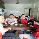 Ngopi Bersama Masyarakat Brigadir Meriansyah Sampaikan Himbauan Kamtibmas